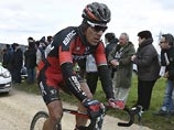 Бельгийскому велогонщику недовольный пьяный водитель сломал палец