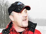 Брэдли Биркенфельд, получивший от американских властей более 100 млн долларов за свидетельства против своего работодателя, швейцарского банка UBS, поднял вопрос об источнике информации, которая в настоящее время сотрясает политические режимы по всему миру Брэдли Биркенфельд, получивший от американских властей более 100 млн долларов за свидетельства против своего работодателя, швейцарского банка UBS, поднял вопрос об источнике информации, которая в настоящее время сотрясает политические режимы по всему миру