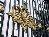 Журналисты отмечают, что с 2013 года связанные с квартирой Рогозина бизнесмены активно занялись и развитием оборонной промышленности России