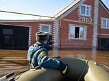 В России борются с паводками: количество подтопленных домов приближается к тысяче В России борются с паводками: количество подтопленных домов приближается к тысяче