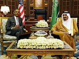 После прилета в аэропорт столицы страны Обама отправился на встречу с королем Салманом ибн Абдул-Азизом Аль Саудом