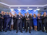 Путин призвал "Единую Россию" показать пример "честной борьбы" на выборах Путин призвал "Единую Россию" показать пример "честной борьбы" на выборах