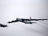 Американский бомбардировщик В-52 впервые нанес удар по целям ИГ в Ираке Американский бомбардировщик В-52 впервые нанес удар по целям ИГ в Ираке