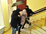 Также Сметановой был вынесен штраф в размере однократный суммы коммерческого подкупа - 6 млн 499 тыс. 555 рублей, сообщил пресс-секретарь