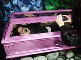 Заявление стало ответом на обращения православных жителей города и сообщения в средствах массовой информации о проходящих в крематории "святотатствах" - театральном квесте "Ангелы и Демоны", "шоу черных катафалков, кровавых простыней и сожжения гроба с пороком" Заявление стало ответом на обращения православных жителей города и сообщения в средствах массовой информации о проходящих в крематории "святотатствах" - театральном квесте "Ангелы и Демоны", "шоу черных катафалков, кровавых простыней и сожжения гроба с пороком"