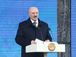 Лукашенко назвал публикацию "Панамских документов" "стрельбой по воробьям"