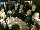 Путин приехал на дачу к Михалкову разговаривать со звездами западного кино
