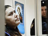 Гражданке Узбекистана Гульчехре Бобокуловой, обвиняемой в убийстве четырехлетней девочки на северо-западе Москвы, провели психиатрическую экспертизы в НИИ имени Сербского, после чего вновь вернули в больницу следственного изолятора "Бутырка" Гражданке Узбекистана Гульчехре Бобокуловой, обвиняемой в убийстве четырехлетней девочки на северо-западе Москвы, провели психиатрическую экспертизы в НИИ имени Сербского, после чего вновь вернули в больницу следственного изолятора "Бутырка"