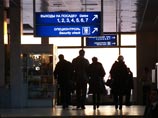 Родители 11-летней московской школьницы отказались забирать дочку из Санкт-Петербурга, куда девочка долетела "зайцем" Родители 11-летней московской школьницы отказались забирать дочку из Санкт-Петербурга, куда девочка долетела "зайцем"