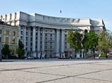 Киев объявил о готовности разработать закон о выборах на Донбассе и провести их к лету Киев объявил о готовности разработать закон о выборах на Донбассе и провести их к лету