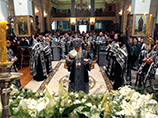 В пасхальном богослужении в Ташкенте участвовали более пяти тысяч человек
