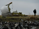 Bellingcat: MH17 сбили из "Бука" под номером 332, который приписан к российской 53-й зенитно-ракетной бригаде Bellingcat: MH17 сбили из "Бука" под номером 332, который приписан к российской 53-й зенитно-ракетной бригаде