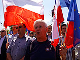 В Варшаве марш в защиту демократии собрал 200 тысяч человек