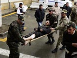 Ситуация в непризнанной республике на границе Азербайджана и Армении резко обострилась в ночь на 2 апреля, обе стороны сообщили о массированных обстрелах и жертвах. Ереван также заявил о сбитом азербайджанском вертолете, но в Баку эти данные опровергли Ситуация в непризнанной республике на границе Азербайджана и Армении резко обострилась в ночь на 2 апреля, обе стороны сообщили о массированных обстрелах и жертвах. Ереван также заявил о сбитом азербайджанском вертолете, но в Баку эти данные опровергли
