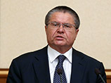 Глава Минэкономразвития Алексей Улюкаев объявил предложение о введении акцизов на "вредные" продукты и пальмовое масло неактуальным