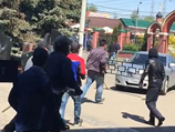 Щербинский суд Москвы 17 мая приговорил 22 задержанных участников побоища на Хованском кладбище столицы к 15 суткам административного ареста Щербинский суд Москвы 17 мая приговорил 22 задержанных участников побоища на Хованском кладбище столицы к 15 суткам административного ареста