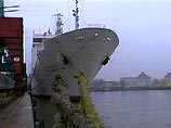 Сейчас корабль находится в порту Хаммерфест (Северная Норвегия), куда он зашел для пополнения запасов топлива перед отправкой в Баренцево море