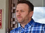 Оппозиционер Алексей Навальный получил ответ из ФСБ на свое обращение, в котором он просил изъять и проверить на подлинность "секретные документы", упомянутые в сюжете программы Дмитрия Киселева "Вести недели"