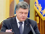 Президент Украины Петр Порошенко, комментируя прошедший в Киеве 20 мая марш активистов батальона "Азов", заявил, что контроль над территориями Донбасса будет восстановлен только мирным политическим путем Президент Украины Петр Порошенко, комментируя прошедший в Киеве 20 мая марш активистов батальона "Азов", заявил, что контроль над территориями Донбасса будет восстановлен только мирным политическим путем