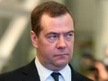 Председатель правительства РФ Дмитрий Медведев имеет восемь заместителей