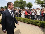 "Просто денег нет сейчас": Медведев ответил крымчанам на недовольство маленькими пенсиями "Просто денег нет сейчас": Медведев ответил крымчанам на недовольство маленькими пенсиями
