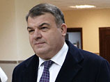 Сердюков возглавил ТСЖ дома в Молочном переулке, где живет Васильева Сердюков возглавил ТСЖ дома в Молочном переулке, где живет Васильева