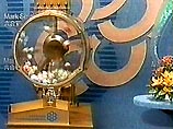 Сегодня в Гонконге был разыгран крупнейший в истории города выигрыш в лотерею Сегодня в Гонконге был разыгран крупнейший в истории города выигрыш в лотерею