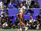 Золотую медаль в женском марафоне завоевала японка Наоко Такахаси