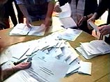 По их сведениям, после предварительной обработки данных с половины избирательных участков Коштуница набрал 55% голосов против 34% у Милошевича