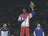 Олимпийский чемпион в категории 69 кг - кубинец Азкай