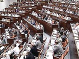 Вместо этого сенаторы проголосовали за создание трехсторонней согласительной комиссии по доработке бюджета Вместо этого сенаторы проголосовали за создание трехсторонней согласительной комиссии по доработке бюджета