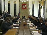 Вместо него президент провел в Кремле рабочее совещание на ту же тему Вместо него президент провел в Кремле рабочее совещание на ту же тему