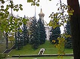 Крест высотой 1,5 метра был снят, скорее всего, ночью, поэтому свидетелей кражи установить не удалось Крест высотой 1,5 метра был снят, скорее всего, ночью, поэтому свидетелей кражи установить не удалось