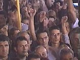 . В беседе лидеры стран выяснили, что занимают единую позицию в оценке ситуации на Балканах . В беседе лидеры стран выяснили, что занимают единую позицию в оценке ситуации на Балканах