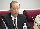 Таким образом, Шаймиев ответил председателю ЦИК РФ Вешнякову, два дня назад указавшему на неправомочность перенесения выборов в Татарстане