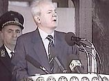 Впервые после первого тура выборов в Югославии пока еще действующий президент Слободан Милошевич выступил с речью по телевидению, обрушив свой гнев на оппозицию