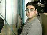 Он обвиняется в использовании поддельных документов в феврале 2000 года