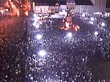 Полиция Сербии начала задерживать участников акций гражданского неповиновения, протестующих против назначения второго тура голосования на президентских выборах в СРЮ