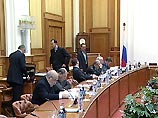 Он заявил, что именно благодаря предпринимателям достигнут "реальный экономический рост" и предложил вместе "укреплять рыночные преобразования" Он заявил, что именно благодаря предпринимателям достигнут "реальный экономический рост" и предложил вместе "укреплять рыночные преобразования"