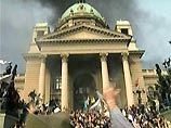Два человека убиты во время акций протеста накануне в Белграде Два человека убиты во время акций протеста накануне в Белграде