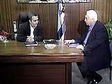 Решение собрать кабинет министров Арафат принял после того, как премьер-министр Израиля Эхуд Барак предъявил палестинскому руководству ультиматум