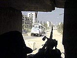 Трое военнослужащих 42-й мотострелковой дивизии были расстреляны боевиками на городском рынке Трое военнослужащих 42-й мотострелковой дивизии были расстреляны боевиками на городском рынке
