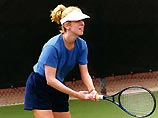 Француженка Жюли Алар стала второй финалисткой теннисного турнира Japan Open
