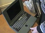 Сотрудниками Управления по борьбе с экономическими преступлениями ГУВД Москвы были задержаны двое мошенников. Сотрудниками Управления по борьбе с экономическими преступлениями ГУВД Москвы были задержаны двое мошенников.