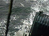 Намеченная на сегодня операция по подъему тел моряков затонувшей подлодки "Курск" откладывается на неопределенное время из-за сильного шторма в западной части Баренцева моря