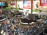 Индустриальный индекс Dow Jones, отражающий совокупный курс акций 30 ведущих корпораций Америки, рухнул в первые минуты более чем на 430 пунктов