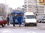 За полтора часа до приезда патриарха Алексия Второго с привокзальной площади срочно начали освобождать от частных машин