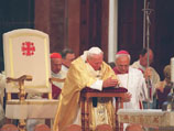Папа Римский не собирается на покой