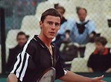Первый сеяный участник теннисного турнира на "Кубок Кремля" Марат Сафин выступит сегодня в одиночном мужском разряде