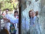 17 антиглобалистов все еще находятся под арестом в генуэзской тюрьме 17 антиглобалистов все еще находятся под арестом в генуэзской тюрьме